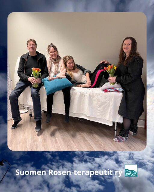 Suomen Rosen-terapeutit ry on toiminut jo vuodesta 1995!
Yhdistyksen uusi hallitus:
Anu puheenjohtaja
Tarmo varapuheenjohtaja
Marjukka sihteeri
Kati hallituksen jäsen

#suomenrosenterapeutitry #rosenmenetelmä #rosenmetodi #rosenhoito #rosenkehohoito #kehohoito #kehotietoisuus #kehomieli #rosenkeho #rosenmieli #rosenterapeutti #rosenterapeutit #rosenharjoitusjaksolainen